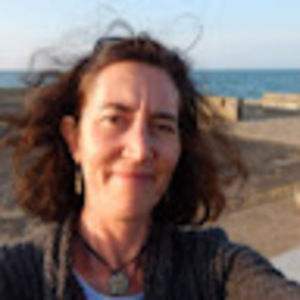 Meet your Posher, Thea